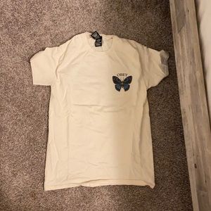 Obey men’s small t shirt